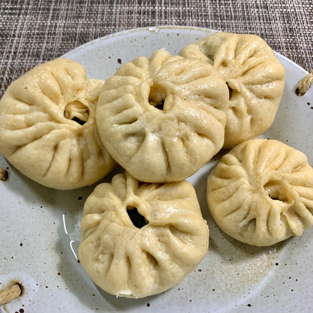 拿肉都不换的荠菜鸡蛋包子
