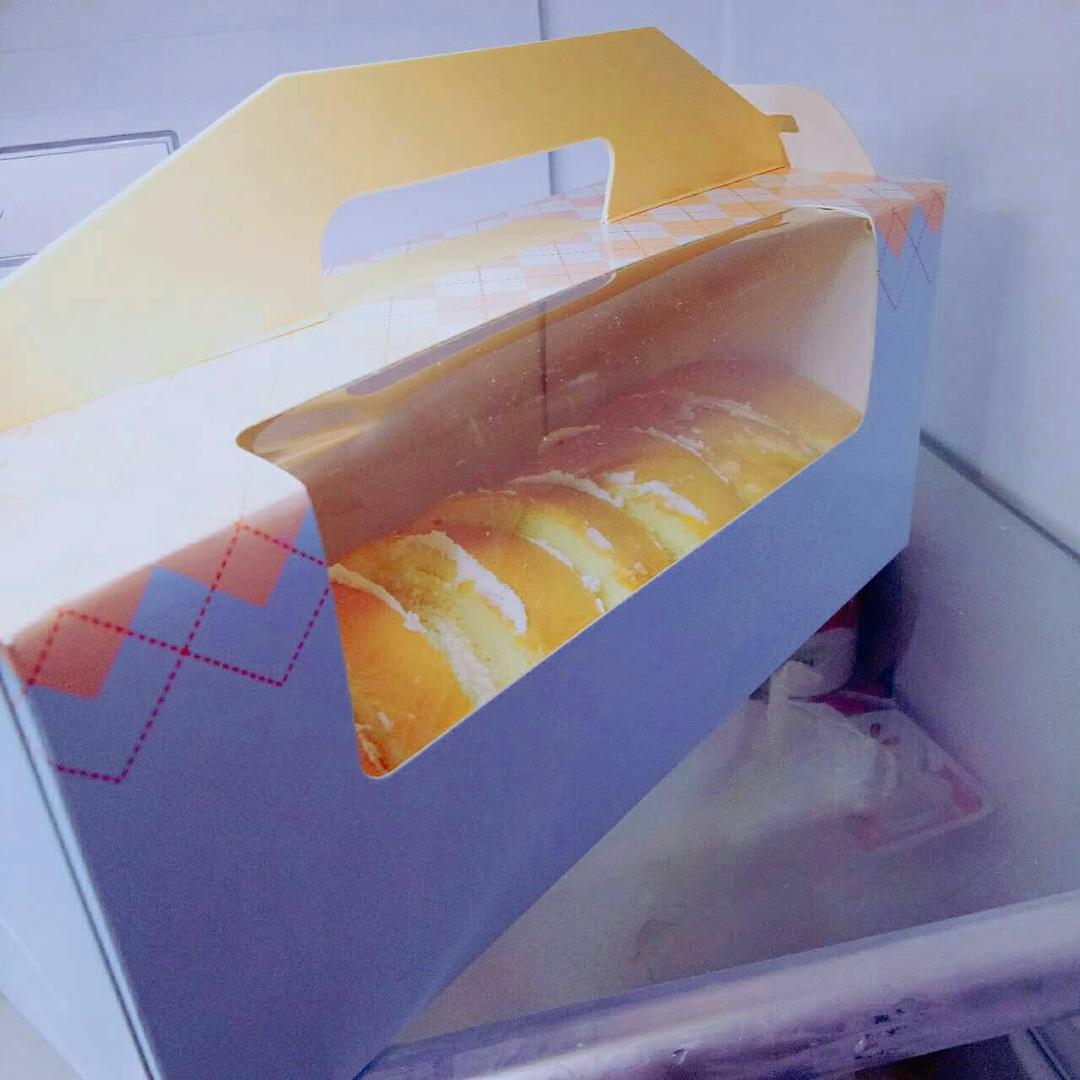 《Tinrry下午茶》教你做基础原味蛋糕卷