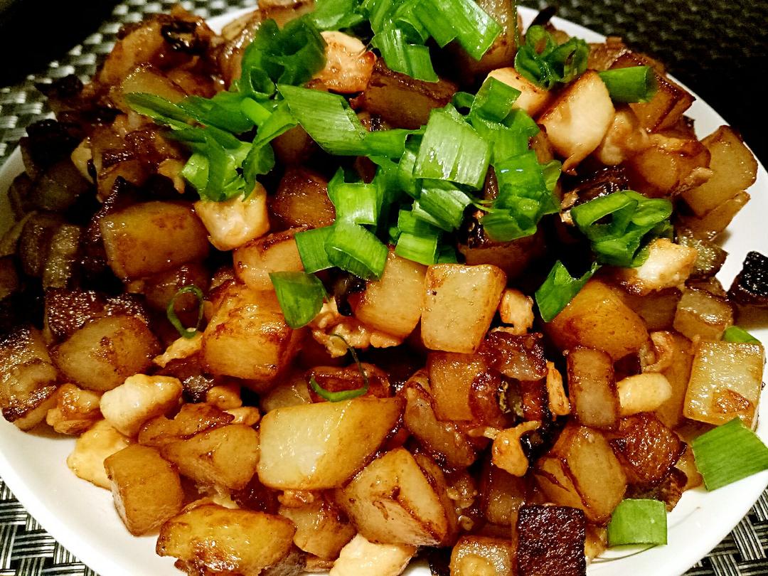 一道怎么做都好吃的干煎土豆鸡丁（红烧，咖喱，椒盐，孜然）