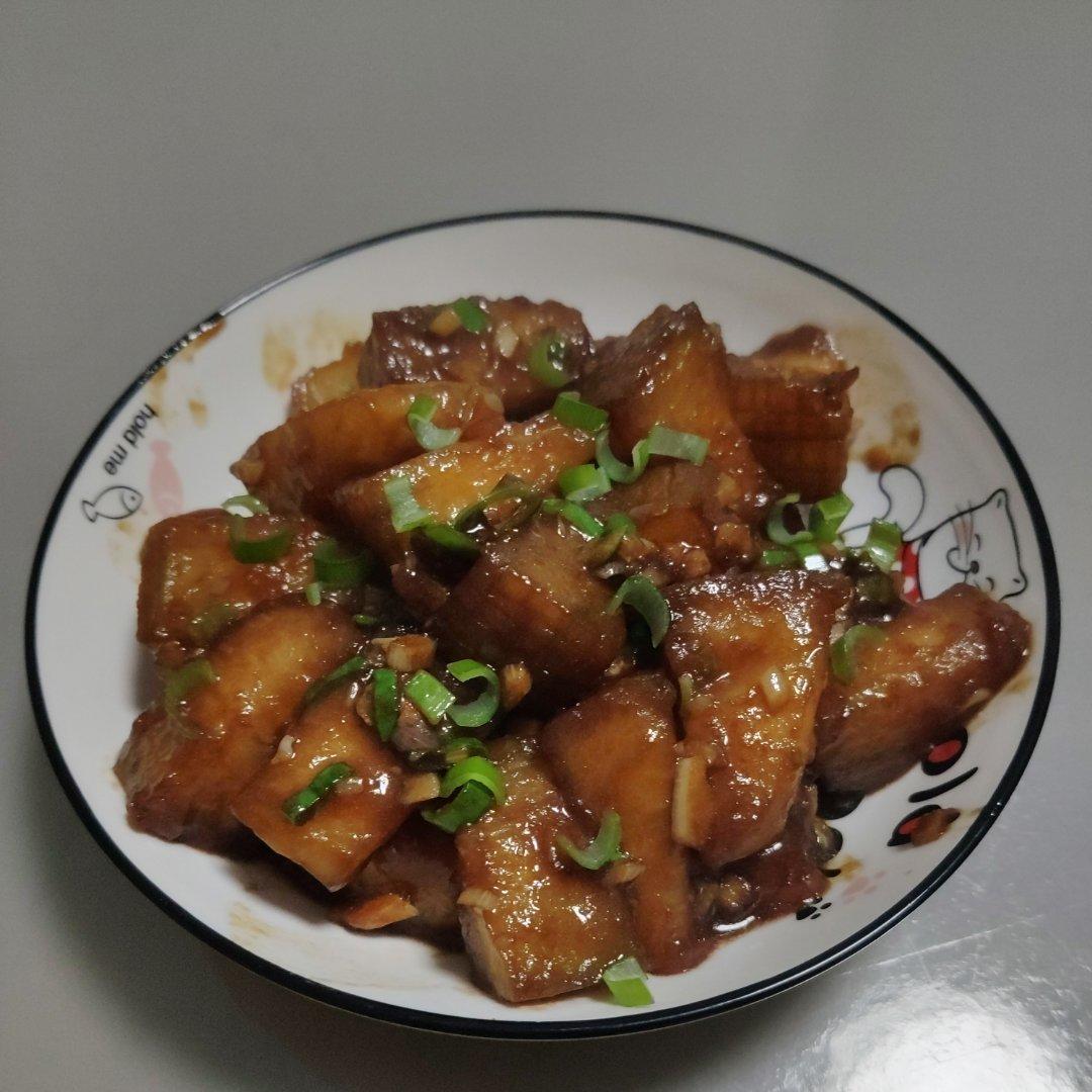 红烧冬瓜最完美做法，不加一滴水，瞬间秒杀红烧肉