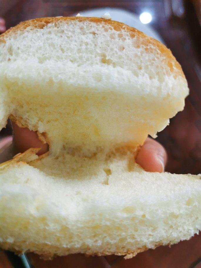 《Tinrry+》几块钱就能做的蜂蜜脆底小面包