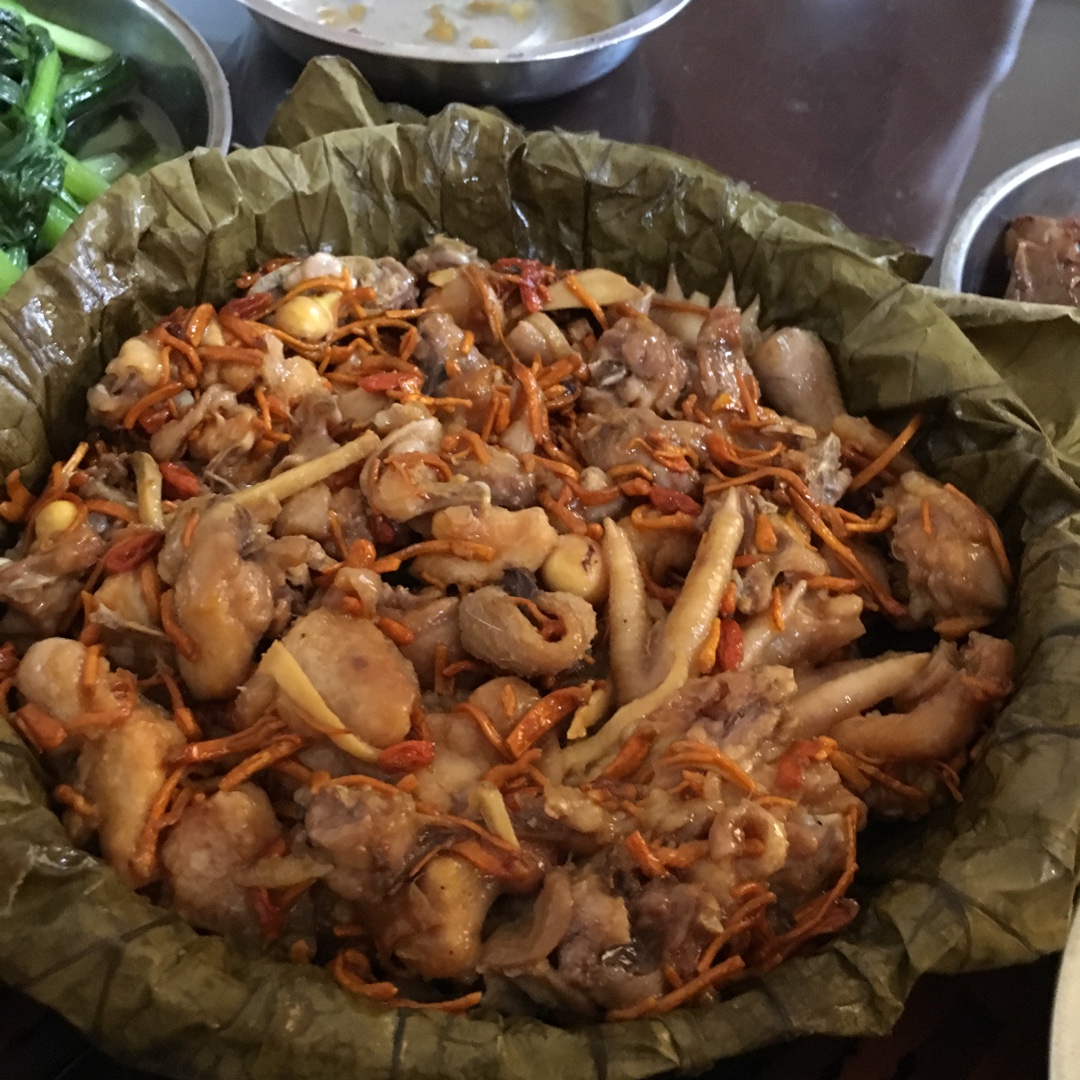 荷叶香菇蒸滑鸡