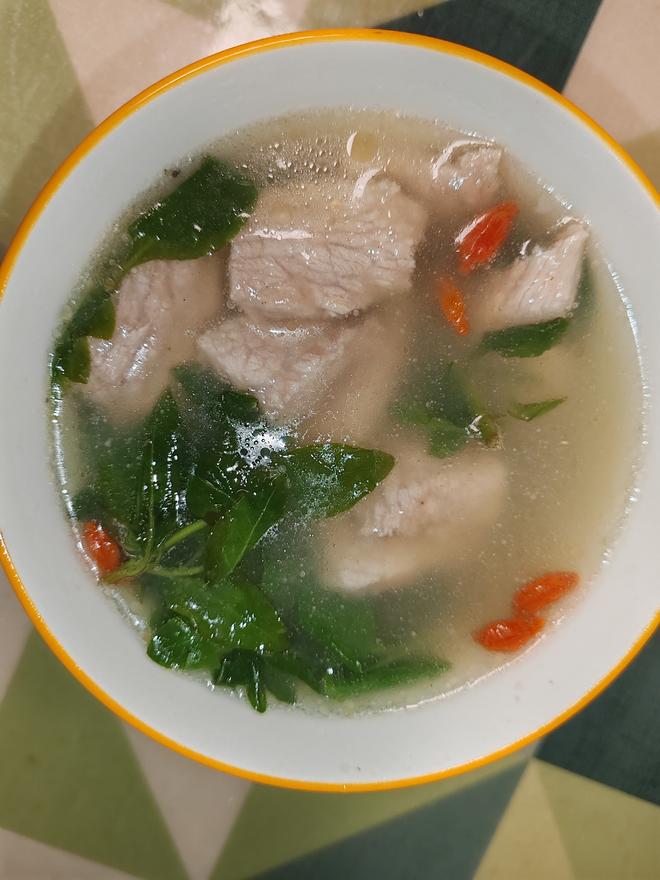 【枸杞叶瘦肉汤的做法步骤图,怎么做好吃】Notevayas_下厨房