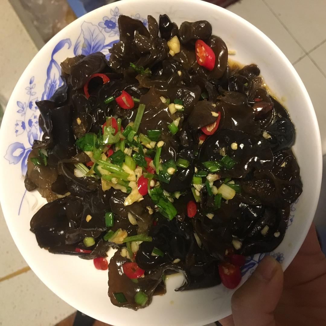 凉拌黑木耳