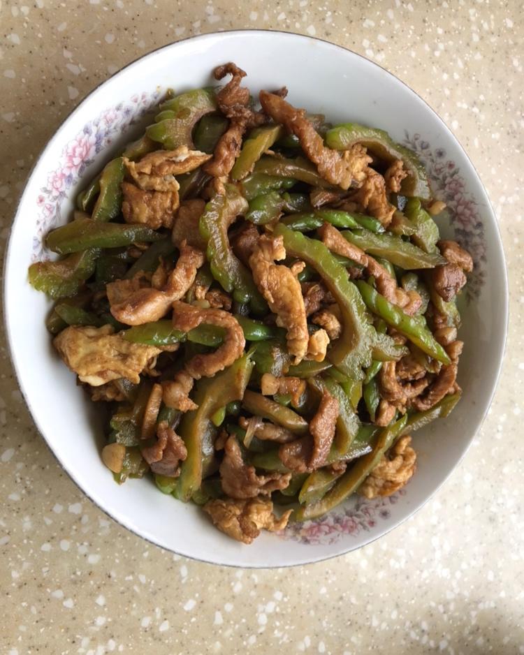 苦瓜炒肉