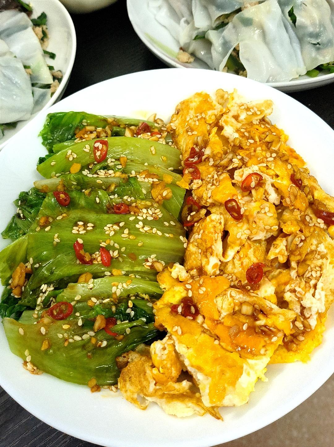 生菜炒鸡蛋很下饭🌶️