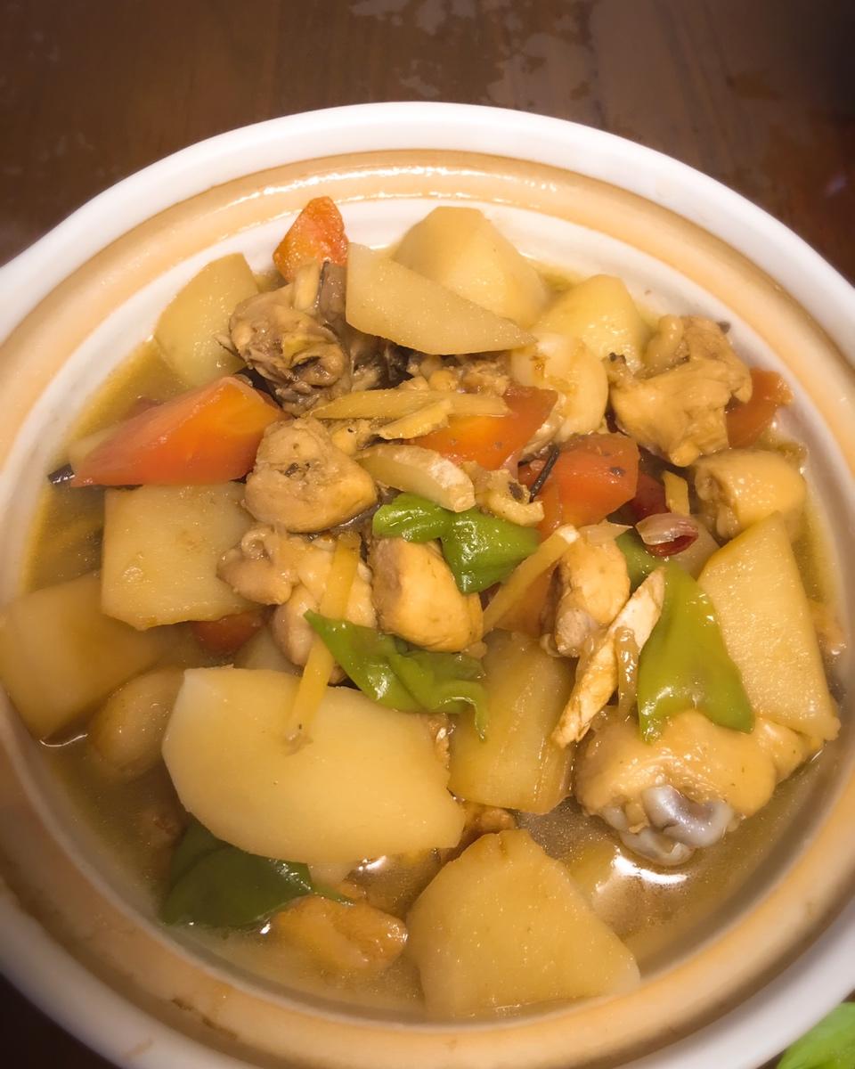 土豆烧鸡腿肉