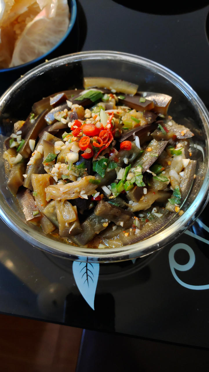 凉拌茄子这样做，堪称米饭杀手