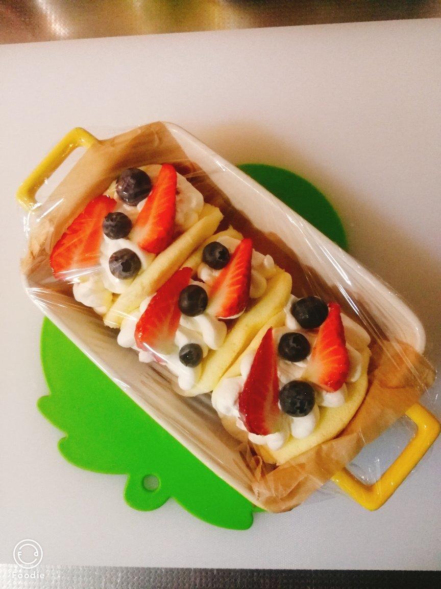 草莓抱抱蛋糕卷、附上详细花边挤法