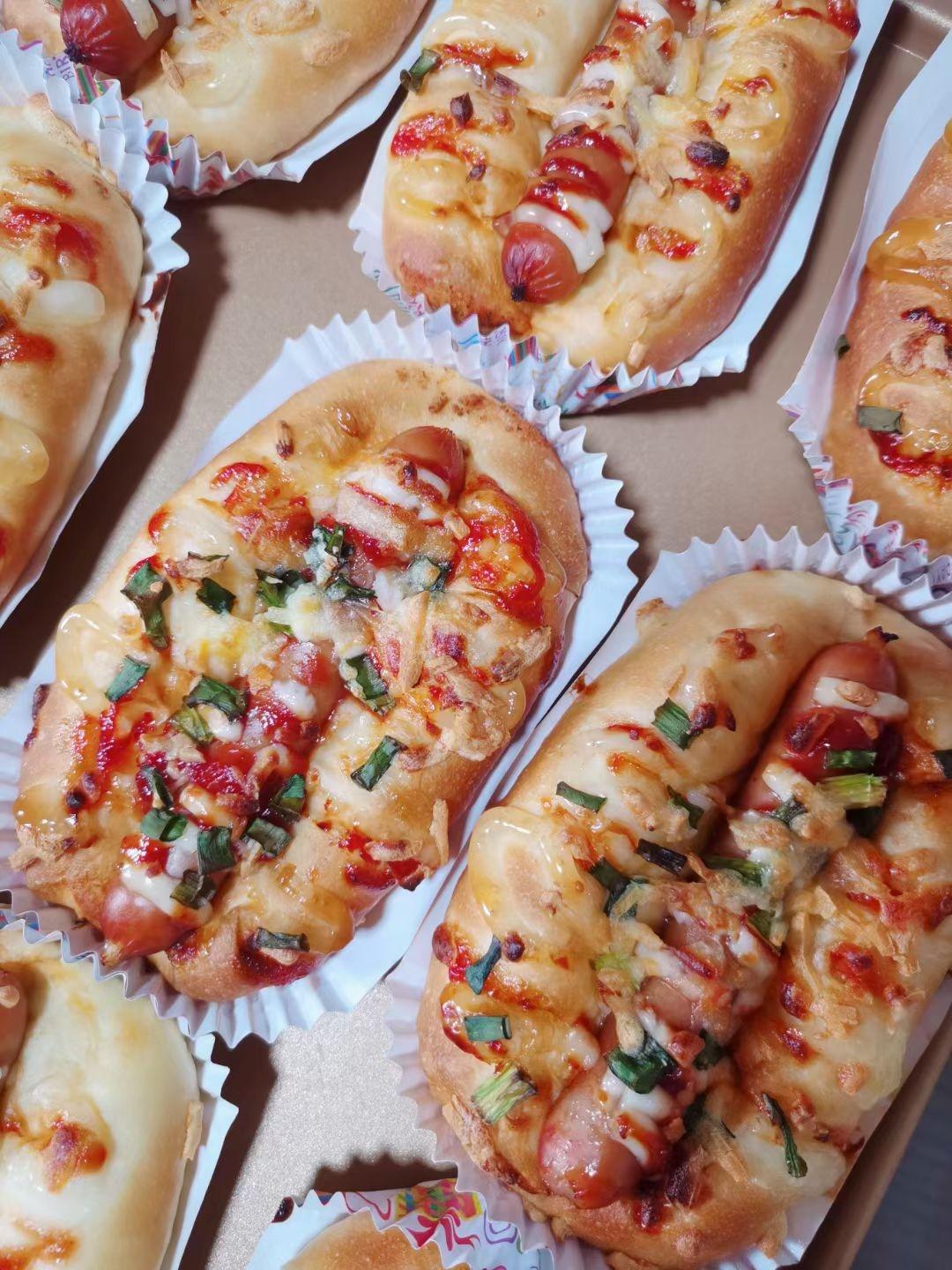 软fufu的经典肉松肠仔包