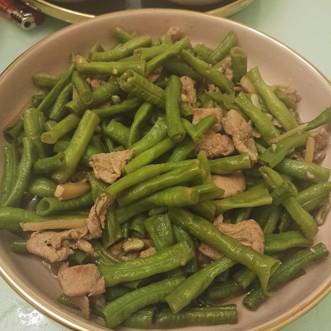 干煸豆角炒肉