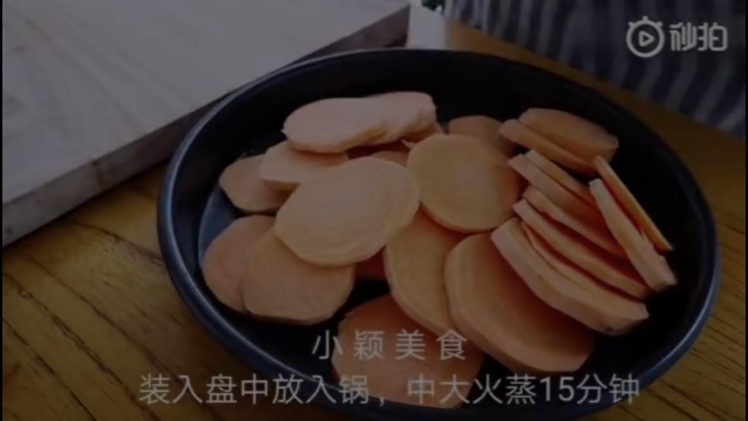 不用烤箱做红薯蜂蜜面包【电饭煲版】的做法 步骤1