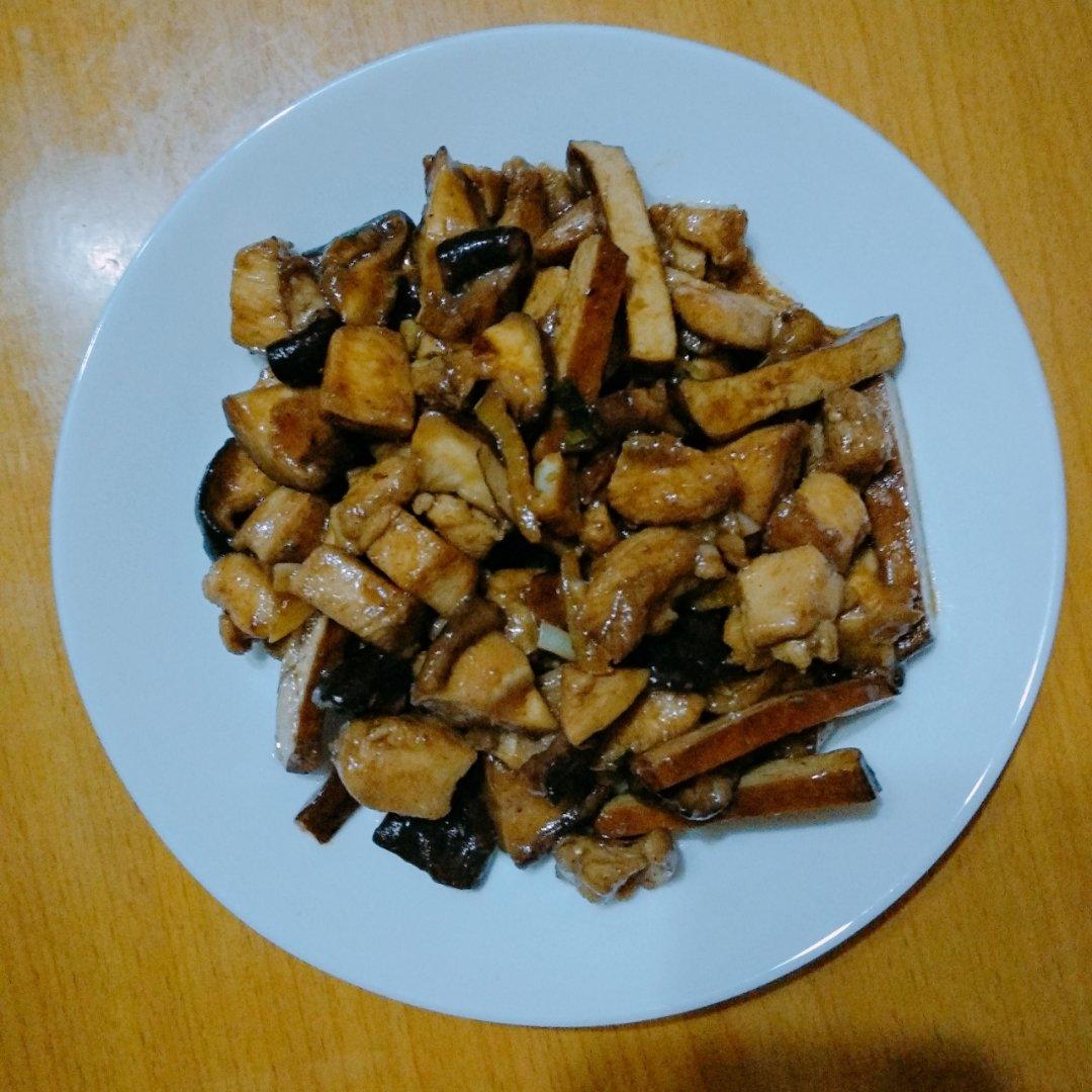 蘑菇滑鸡（香菇滑鸡）