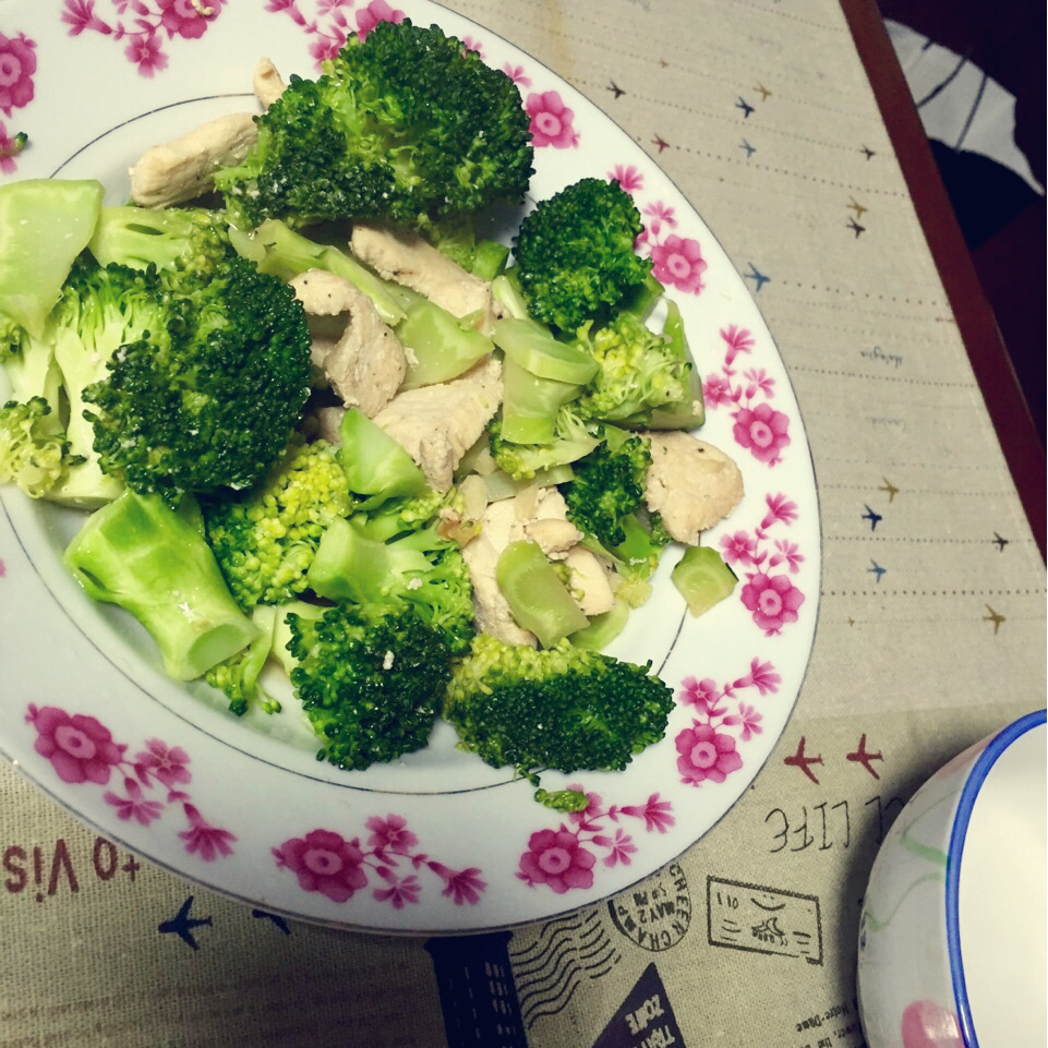 西兰花炒鸡肉