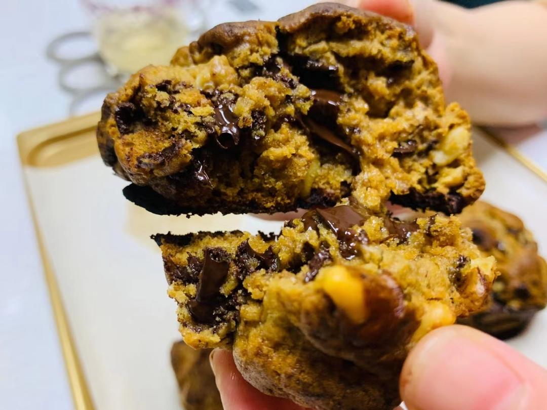 坊间传说纽约最好吃的巧克力曲奇饼Chocolate Chip Cookies at Levain Bakery