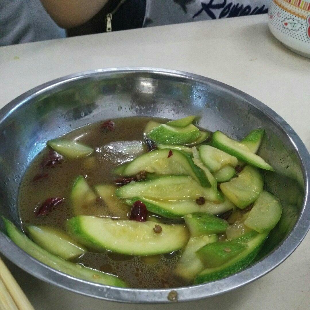醋溜西葫芦