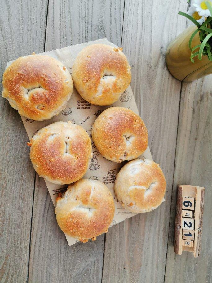 核桃香蕉奶油-《日本专卖店的话题贝果》