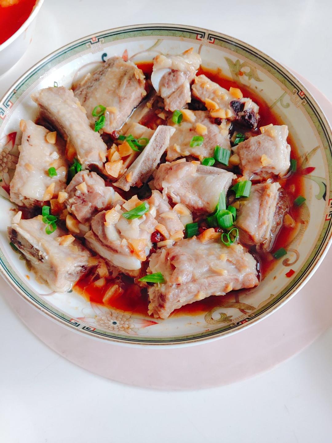剁椒蒜蓉蒸排骨