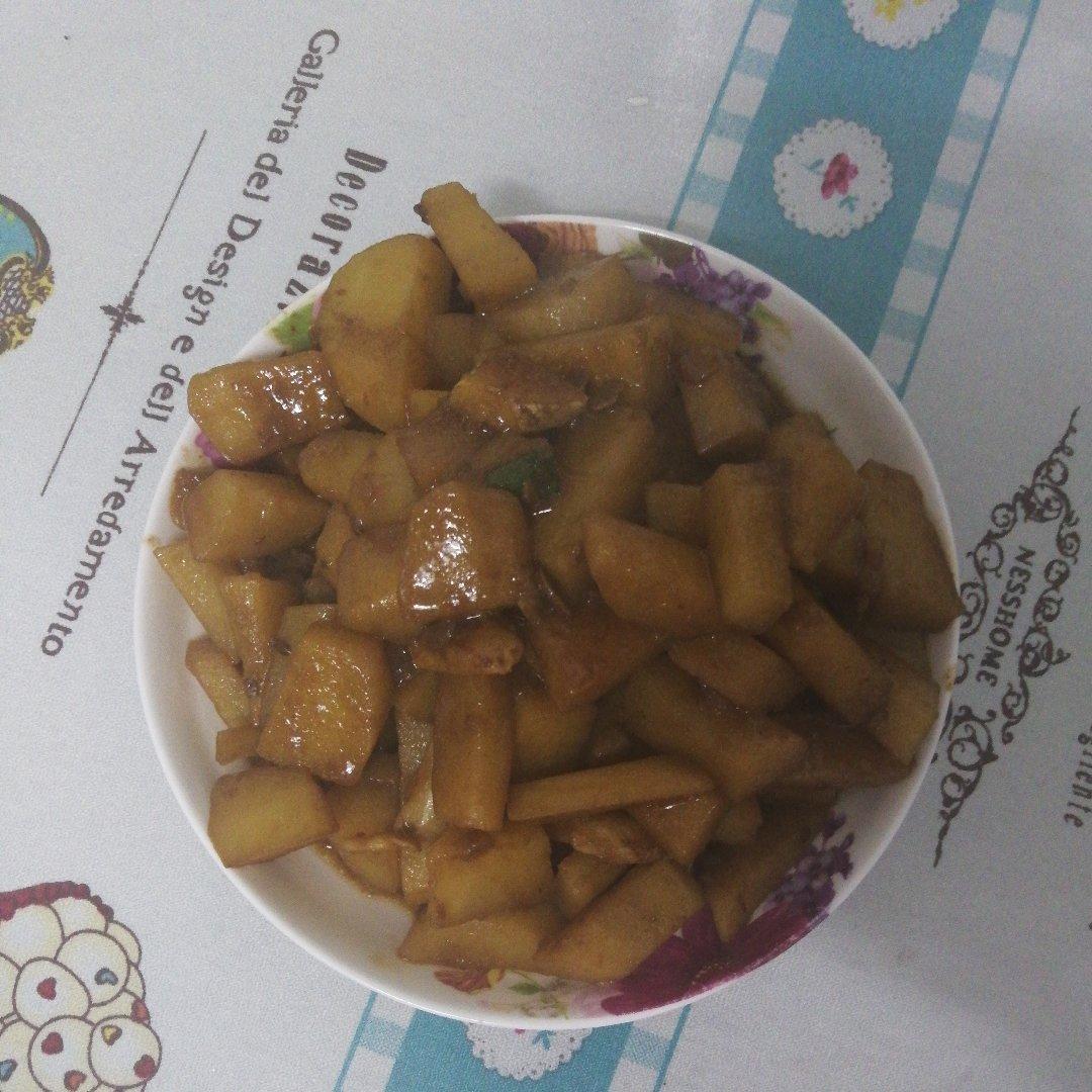 红烧土豆块