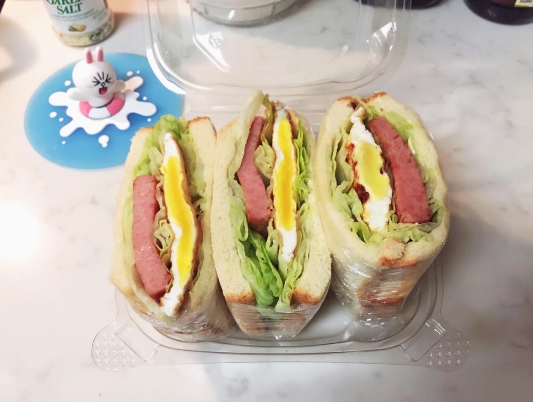随意任性发挥的早餐三明治