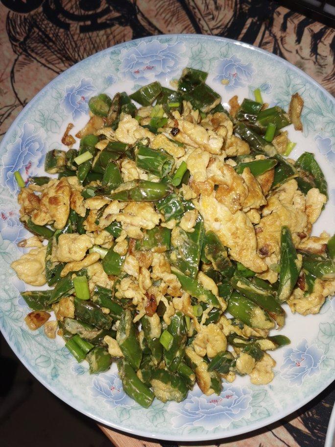 不一样的辣椒炒鸡蛋～下饭神器!