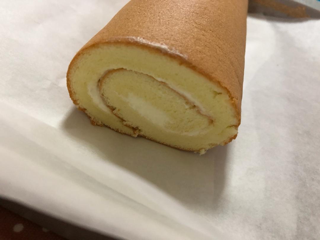 《Tinrry下午茶》教你做基础原味蛋糕卷