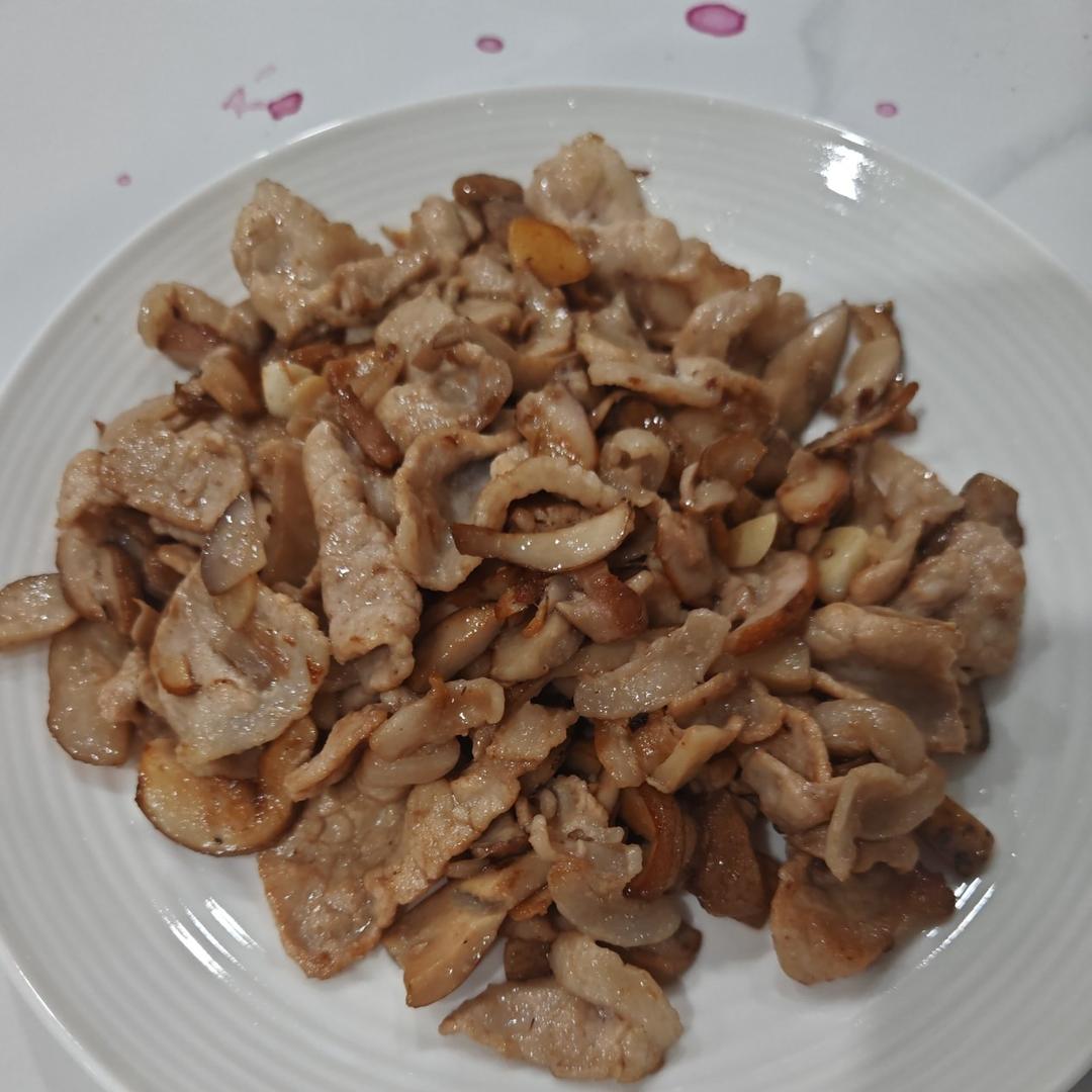 爆炒牛肝菌