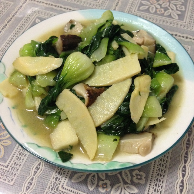 蘑菇炒青菜