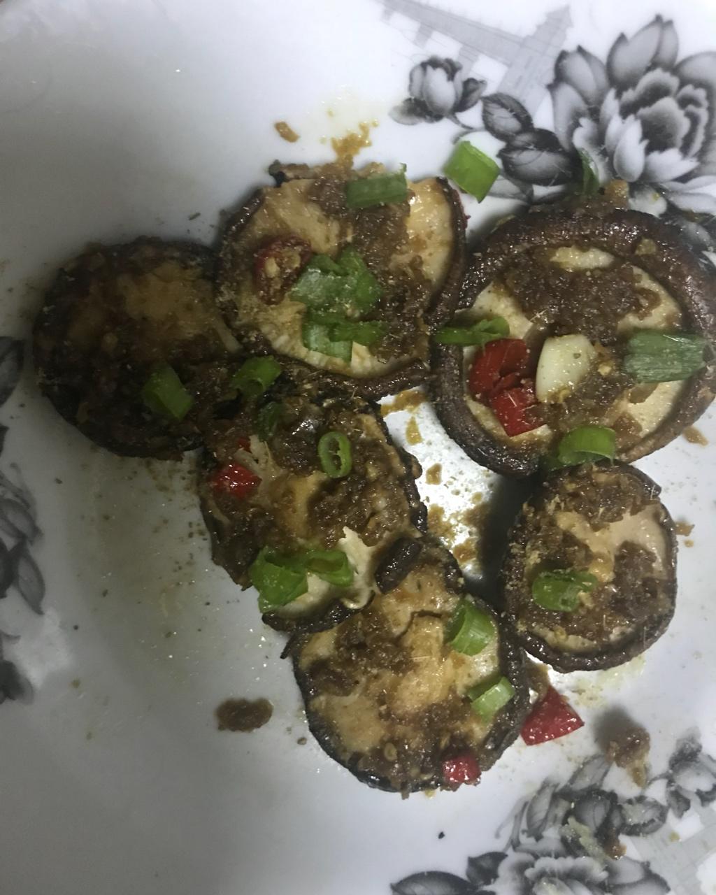 蒜蓉孜然烤香菇