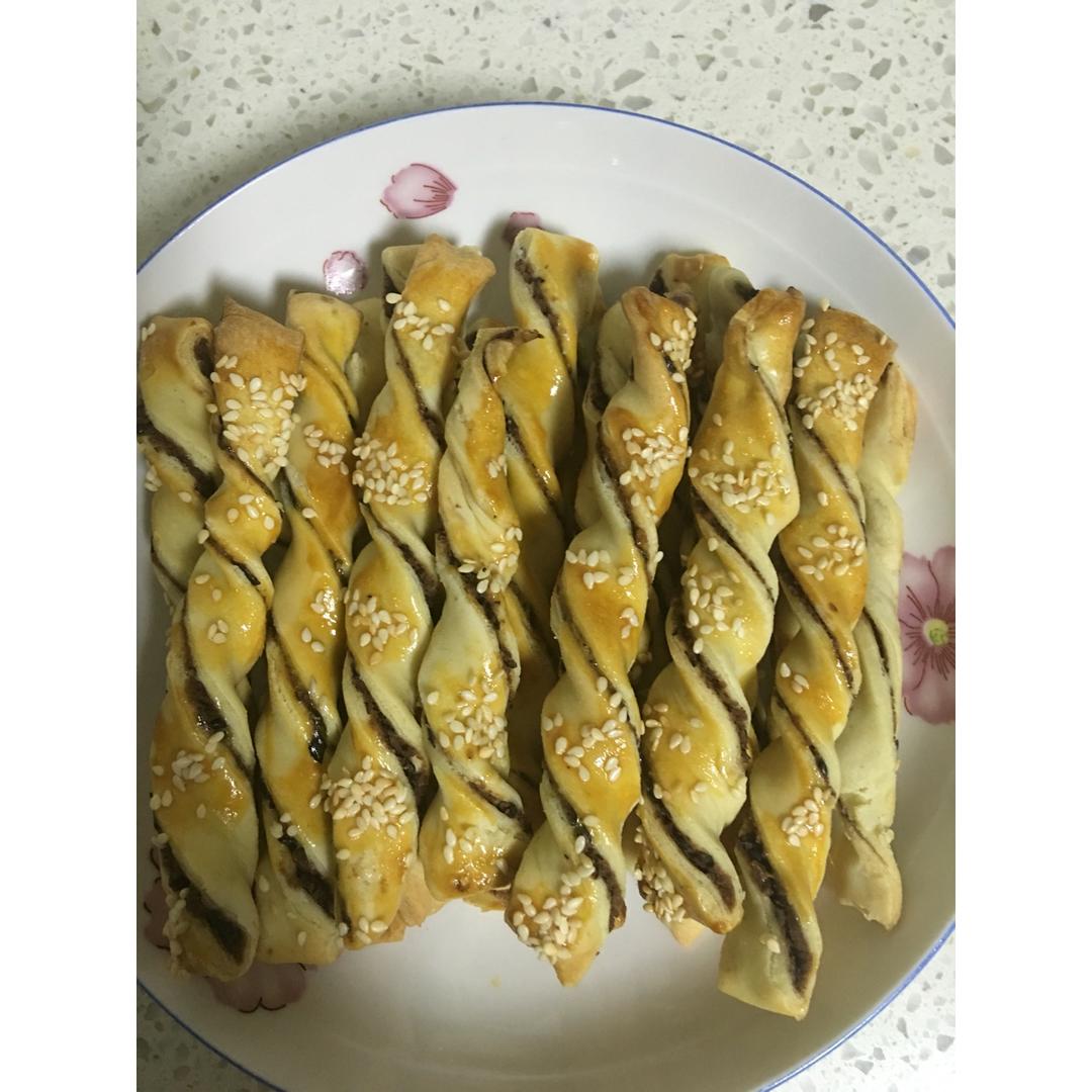 豆沙扭扭酥