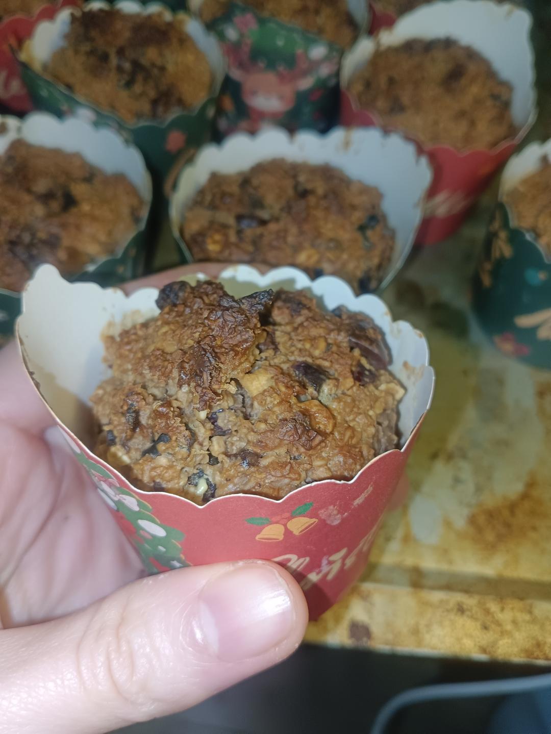 健康的红酒燕麦杯子蛋糕（两种口味）