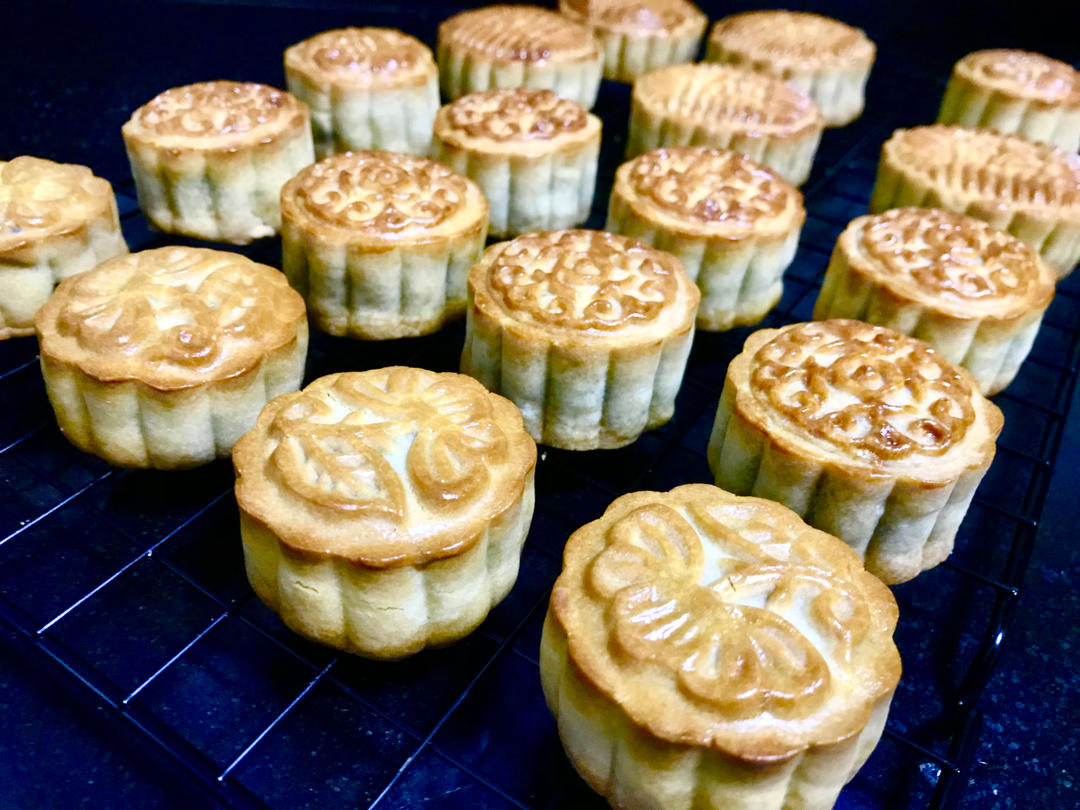 【终极版广式月饼配方】表皮油亮的秘诀！
