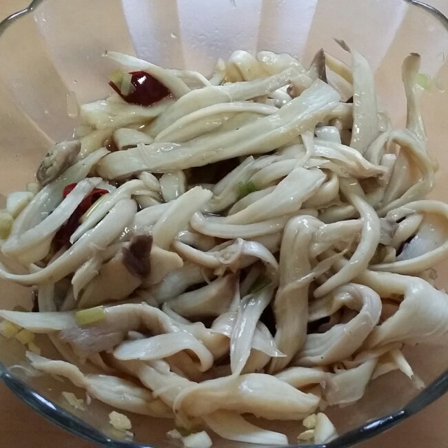 手撕杏鲍菇