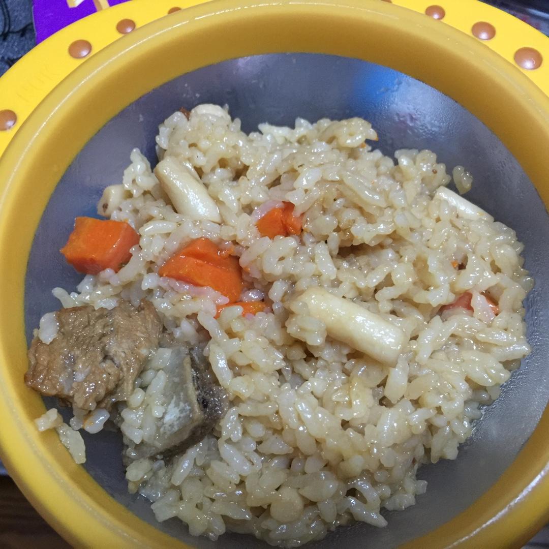 喷香排骨焖饭（爆好吃）
