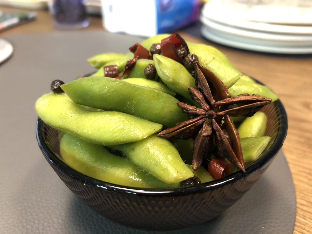 厨师长教你一道小吃：“盐水毛豆”的家常做法，好吃的停不下来