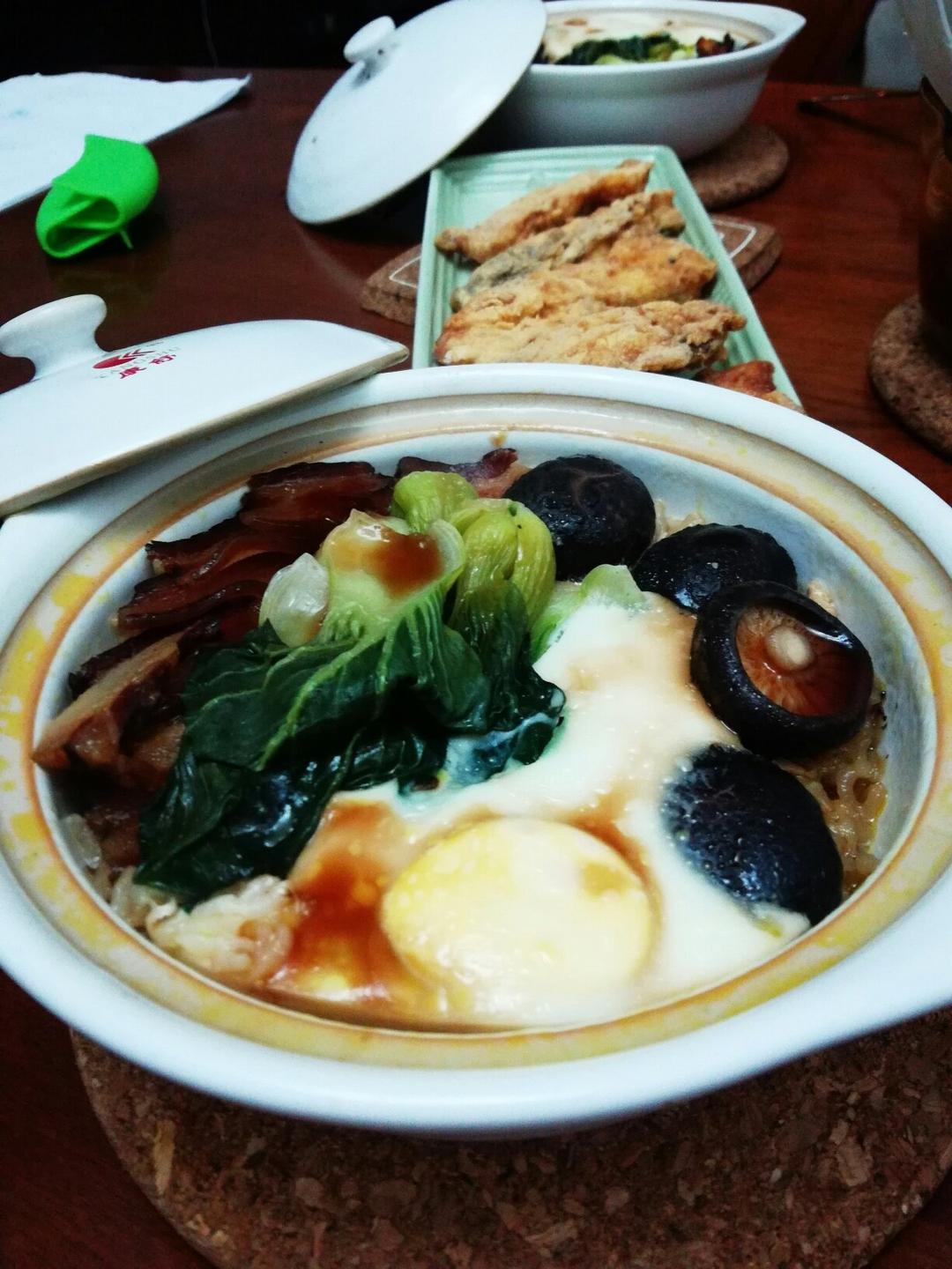 煲仔饭，从零到一教你做（内附香菇滑鸡和牛肉煲仔饭做法）