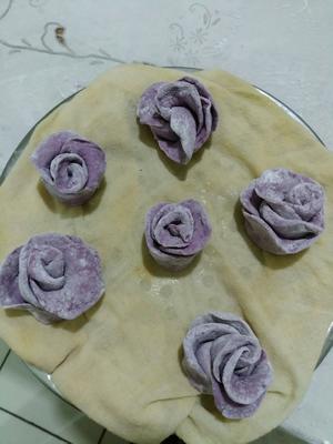 紫薯玫瑰花卷的做法 步骤7