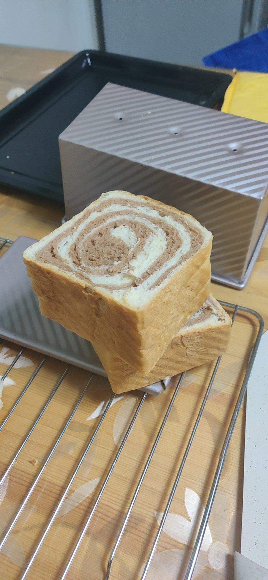 双色吐司