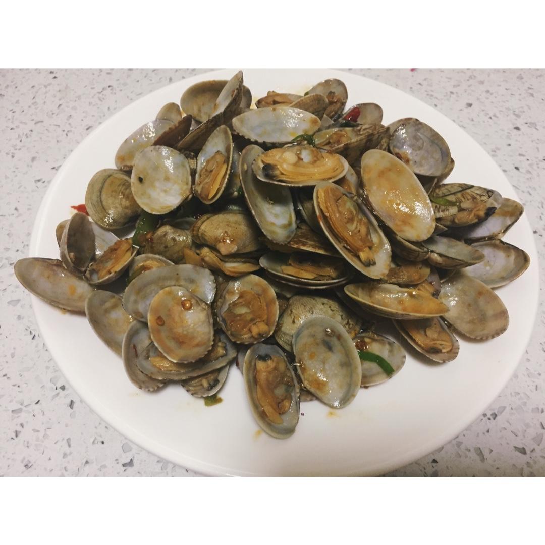 蒜香炒花甲