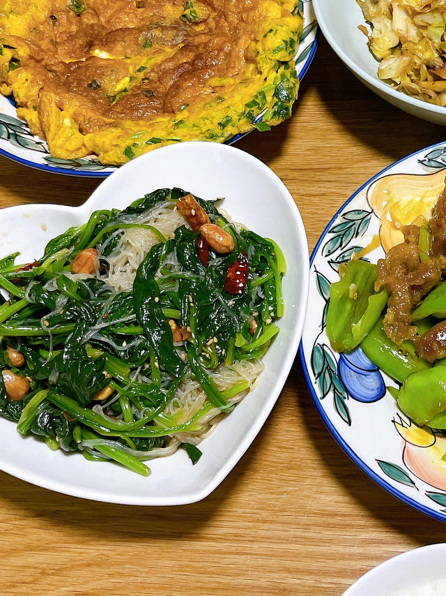 开胃爽口又营养的菠菜拌粉丝