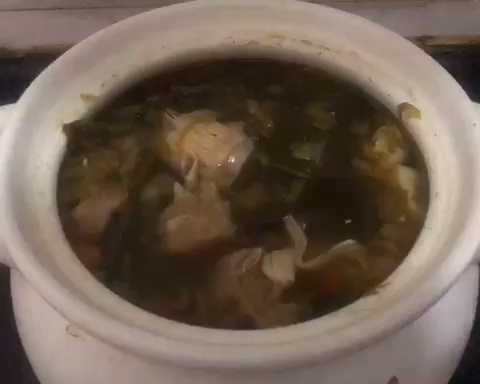 海带酸菜老鸭汤