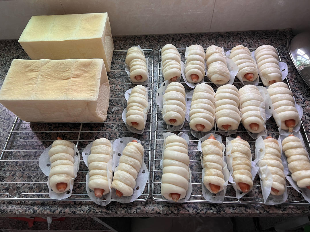 肠仔卷/香肠馒头（来一盘接地气的早餐）