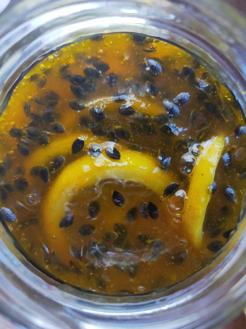 百香果柠檬蜜，属于夏天的健康饮品~