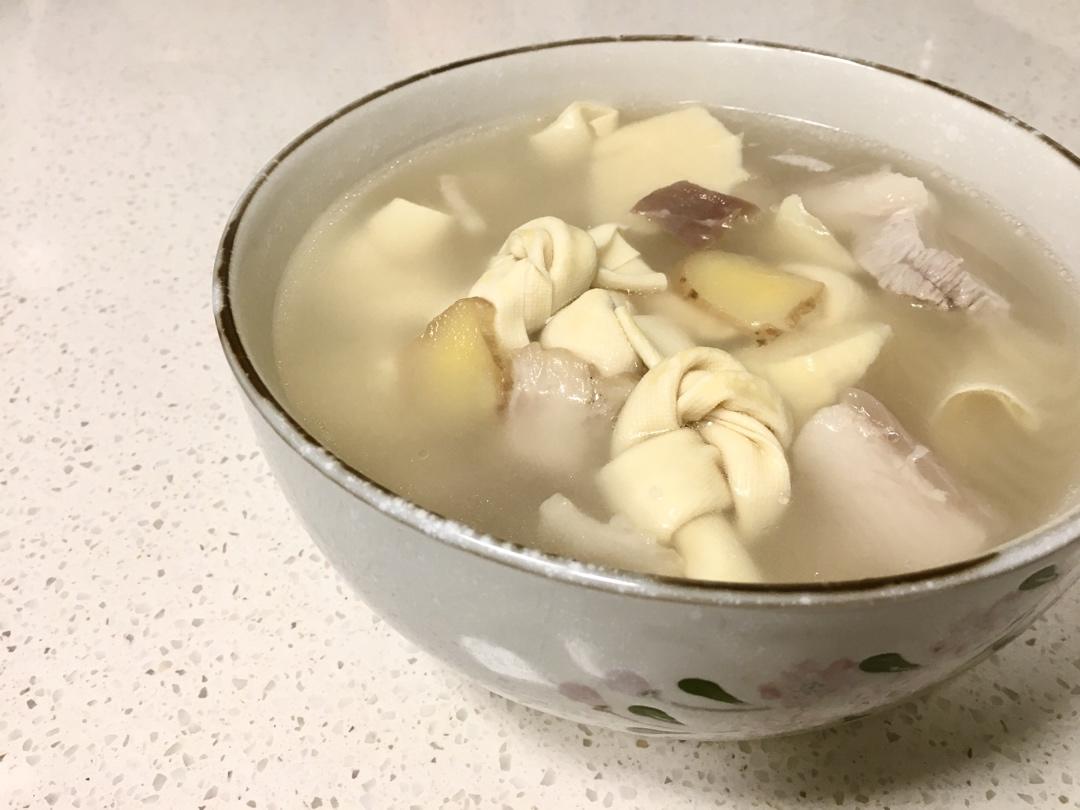 鲜掉眉毛的上海腌笃鲜