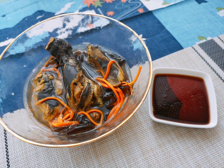 虫草花煲鸡汤