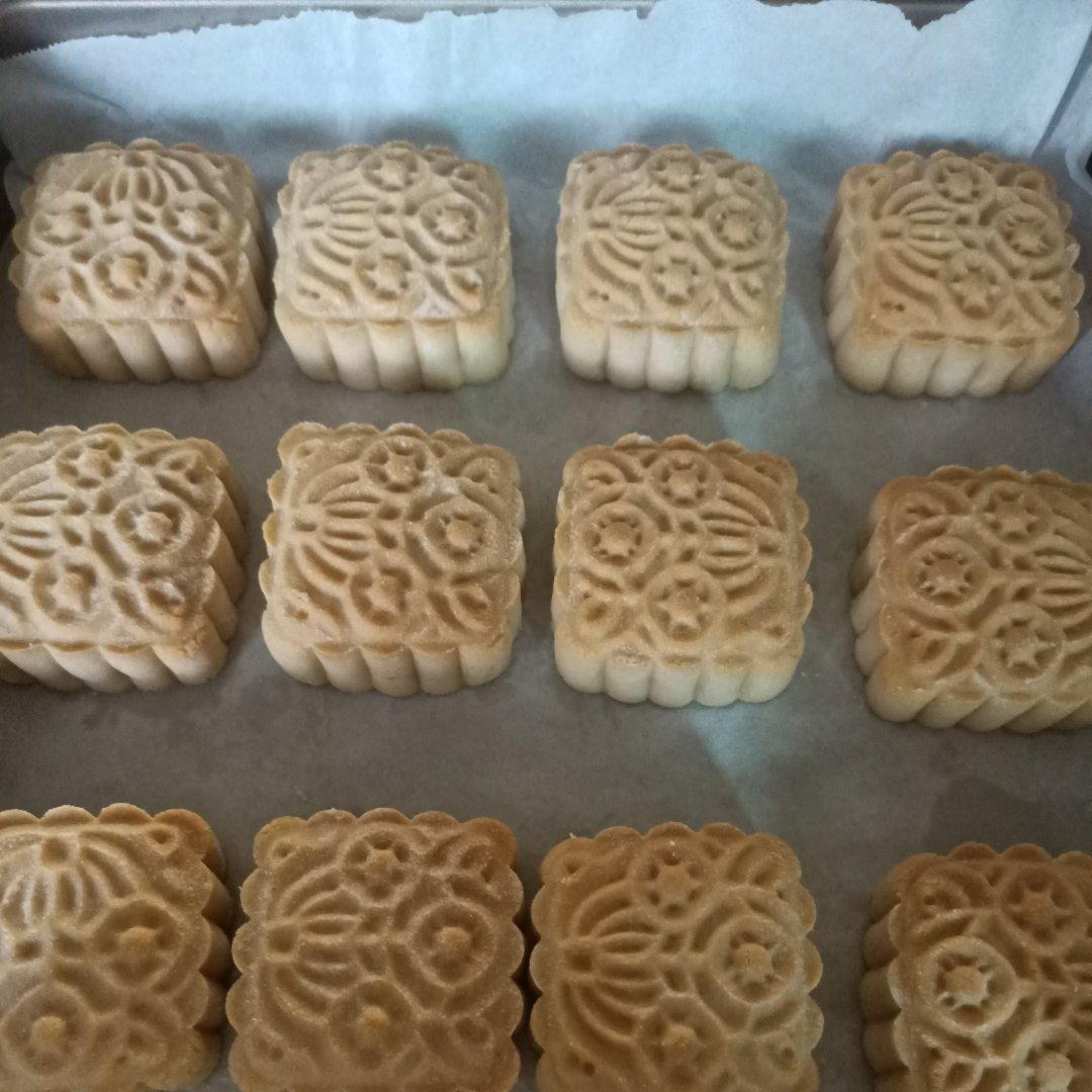 新手都能一次成功的广式奶黄椰蓉月饼🥮❗