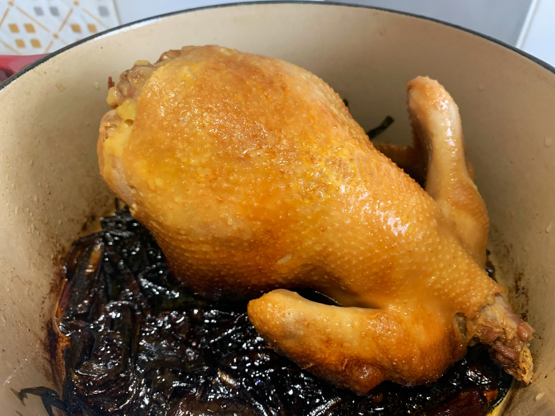砂锅焖鸡之整鸡