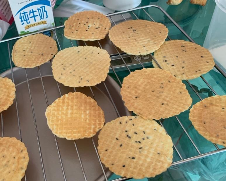 香脆可口的蛋卷卷