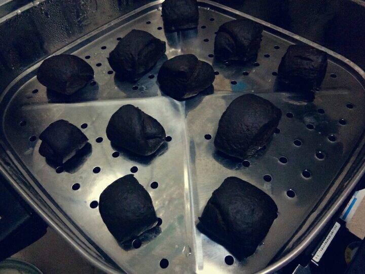 黑米粉刀切馒头