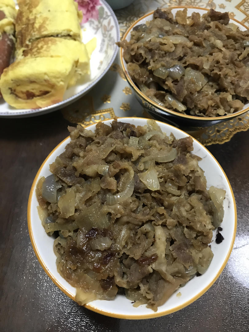 💕100%成功!!!🍱招牌肥牛饭专门店秘方·秒杀日本吉野家食其家！日式多汁牛肉饭 /嫩肥牛盖饭/牛肉饭/肥牛丼（超简单快速完美版）✨